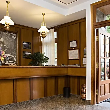 拉特莱酒店 布罗托