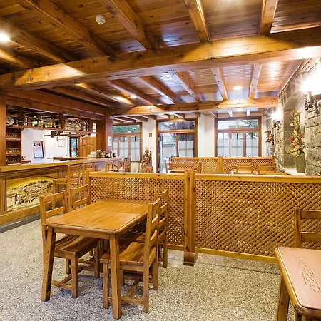 Hotel Latre *